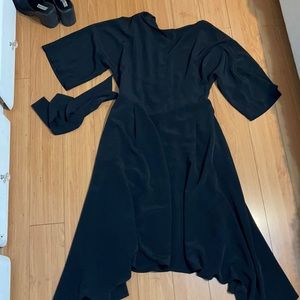 Black simple dress